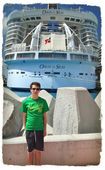 Taylor @ Oasis of The Seas